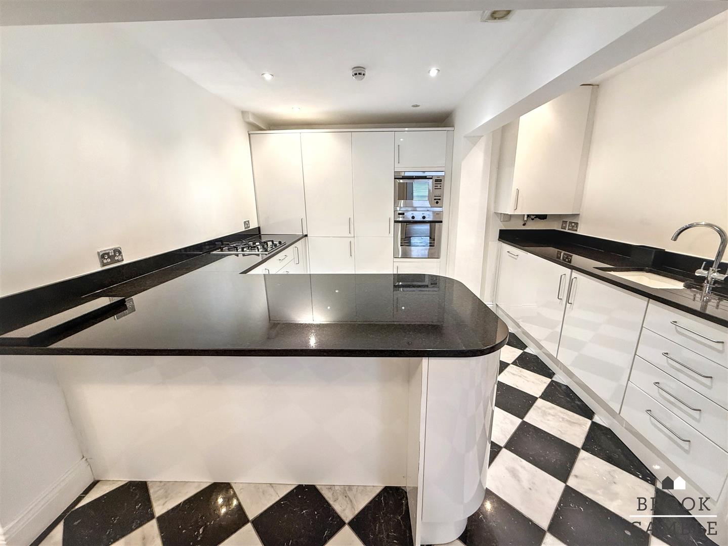 2 Bedroom Apartment. 13 Granville Road in Eastbourne,  13